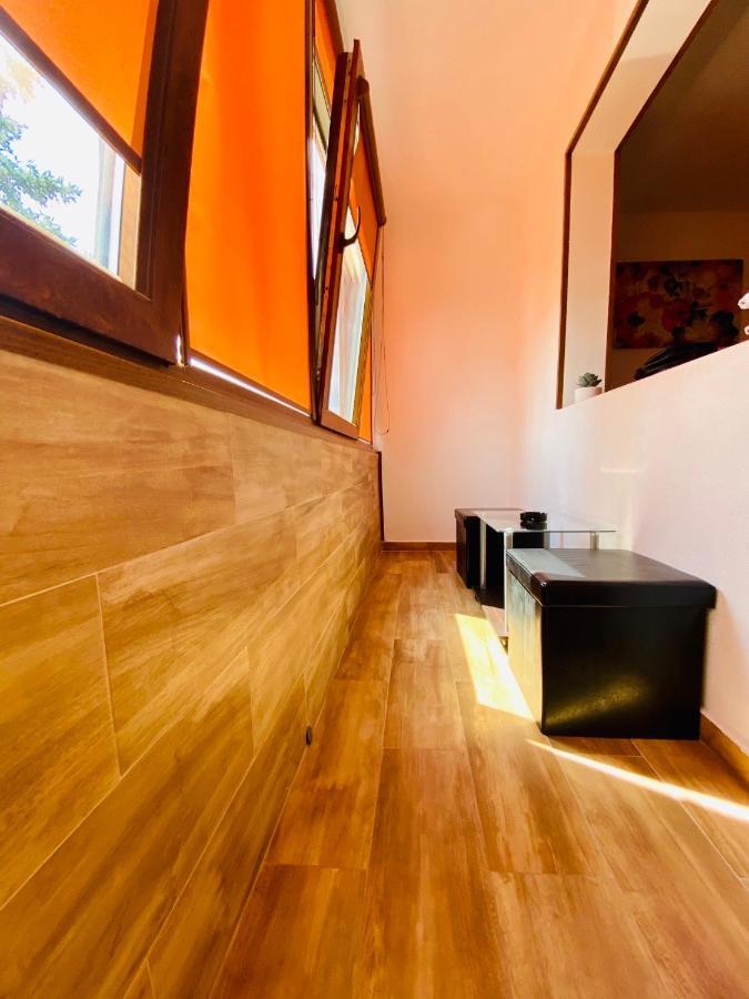 Appartamento Apartament Sunshine Orşova Esterno foto