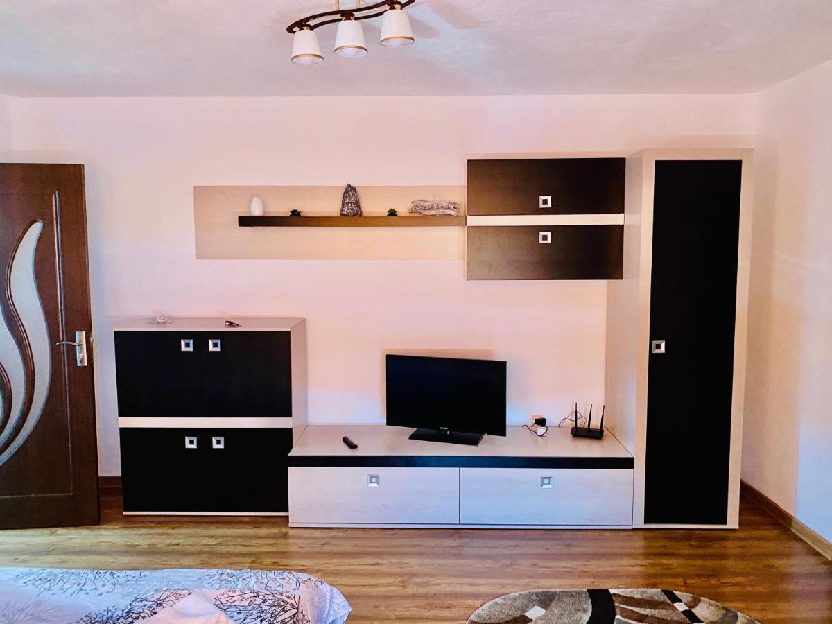 Appartamento Apartament Sunshine Orşova Esterno foto